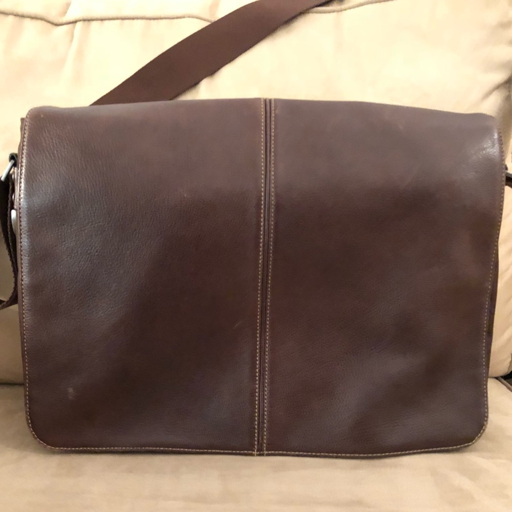 Italian Leather Slim Messenger Bag / Laptop Bag
